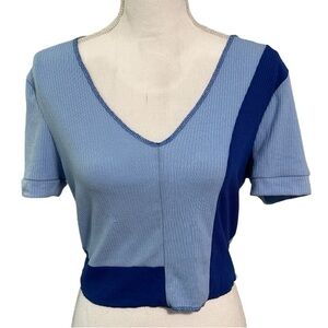 Boutique Blue Ribbed Colorblock Inside Out Cropped Top NWOT
